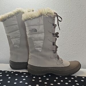 The North Face Women's Winter Boots - Beige and Dark Brown